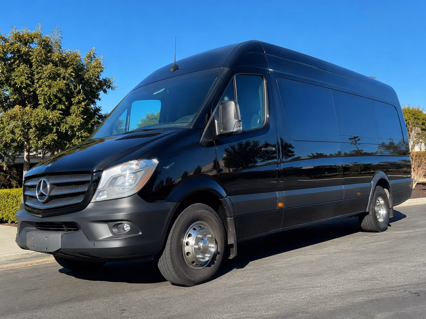 elk grove corporate event transportation