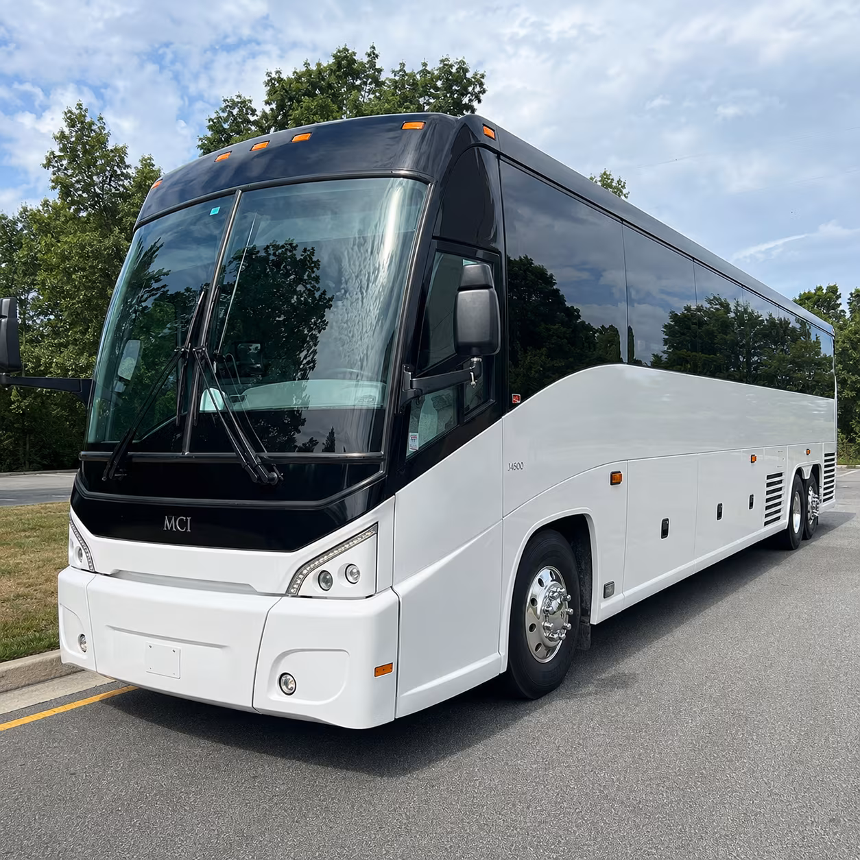 elkgrovecoachbuscompany com helps you move your whole group to sacramento events without splitting up
