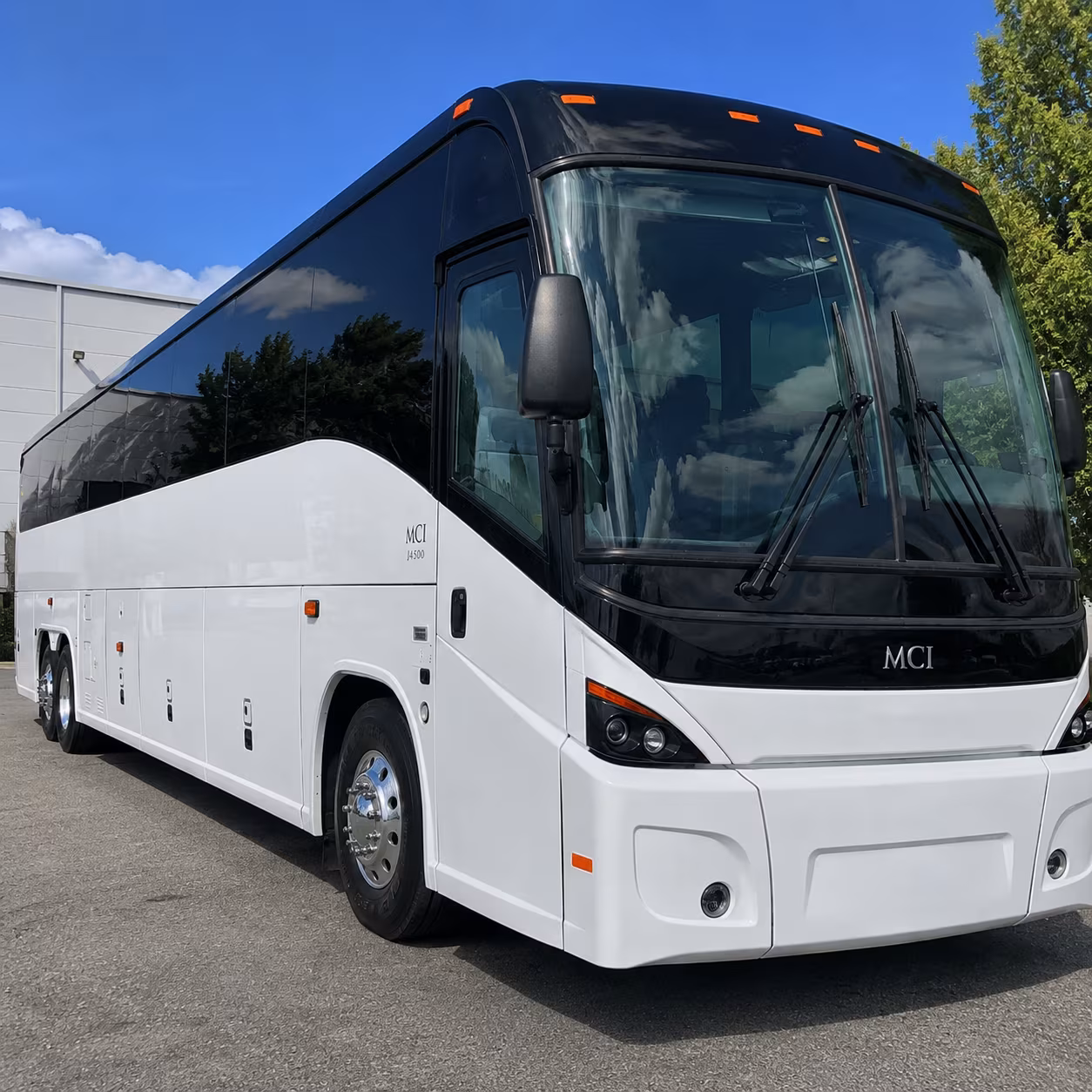 skip the i 5 traffic and ride together to sacramento international airport